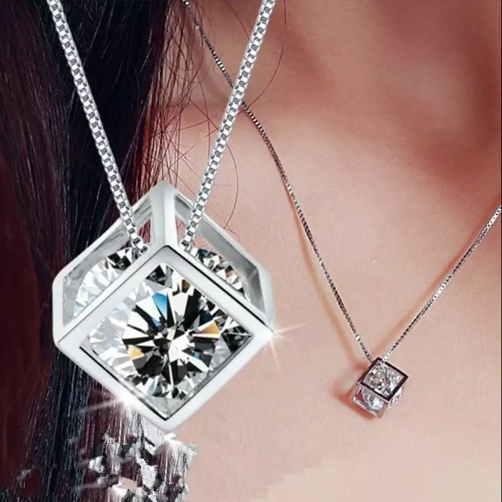 925 Silver Sparkling Cube Necklace